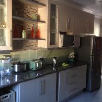Style Kitchen Cupboards image 1