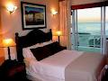 Bantry Beach Luxury Suites image 2